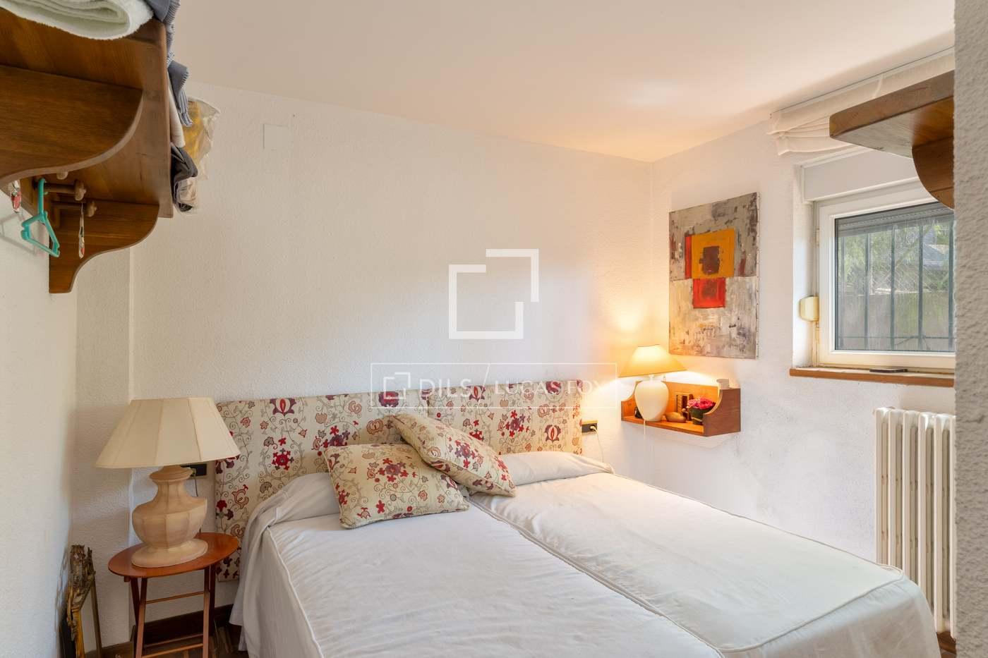House for Sale in Roses