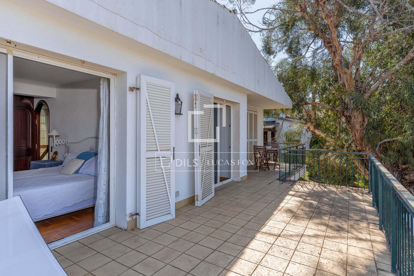 House for Sale in Roses