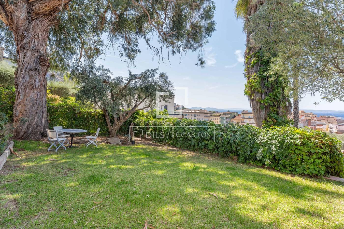 House for Sale in Roses