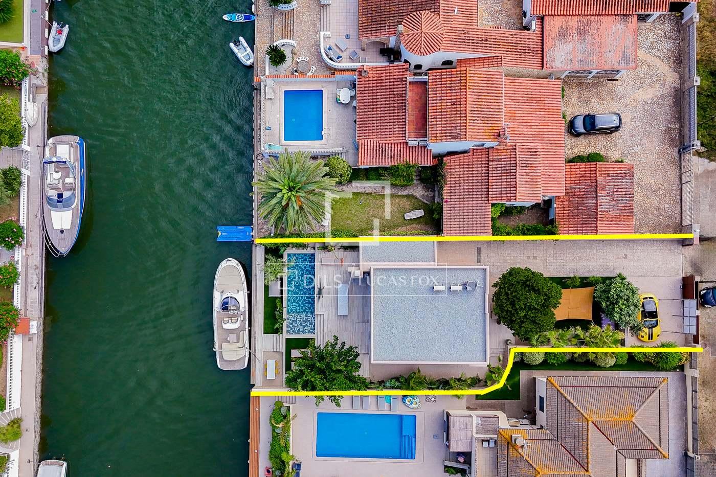 House for Sale in Empuriabrava