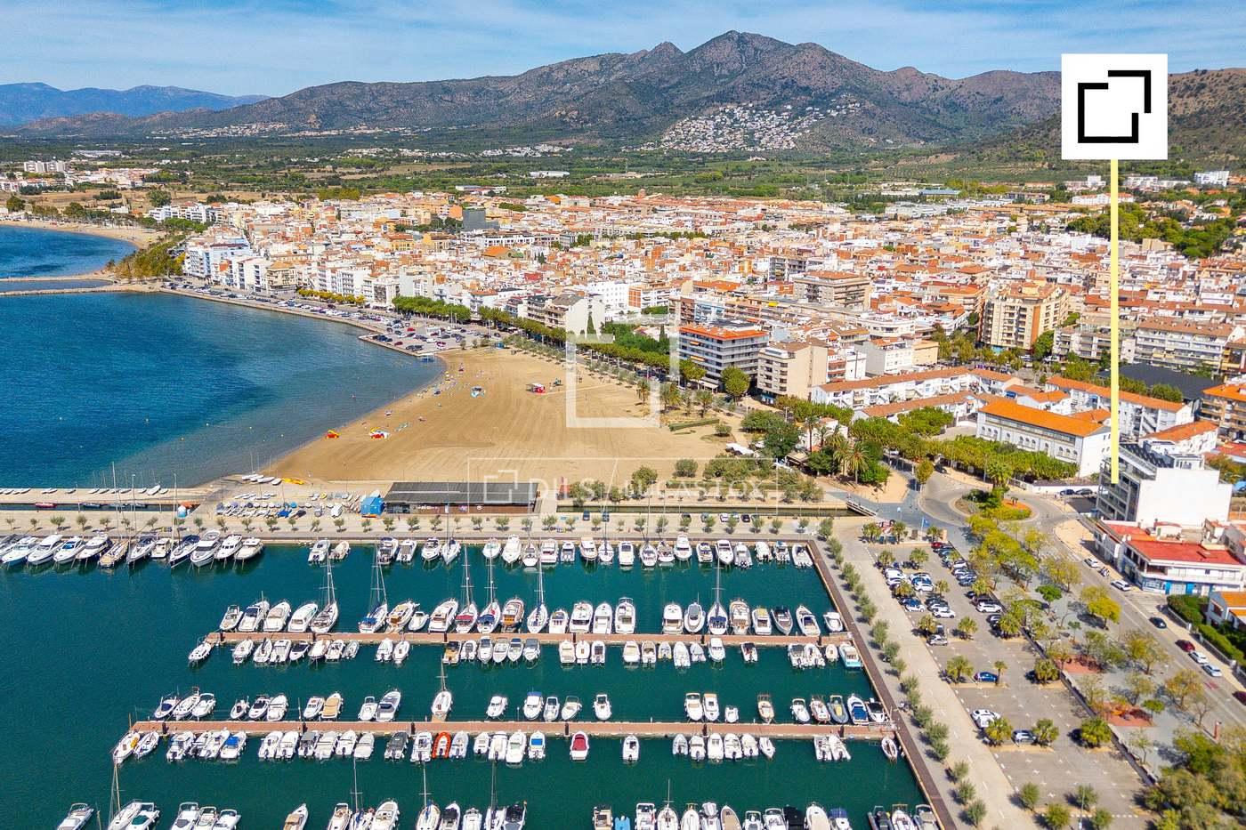 Apartamento en Venta en Roses