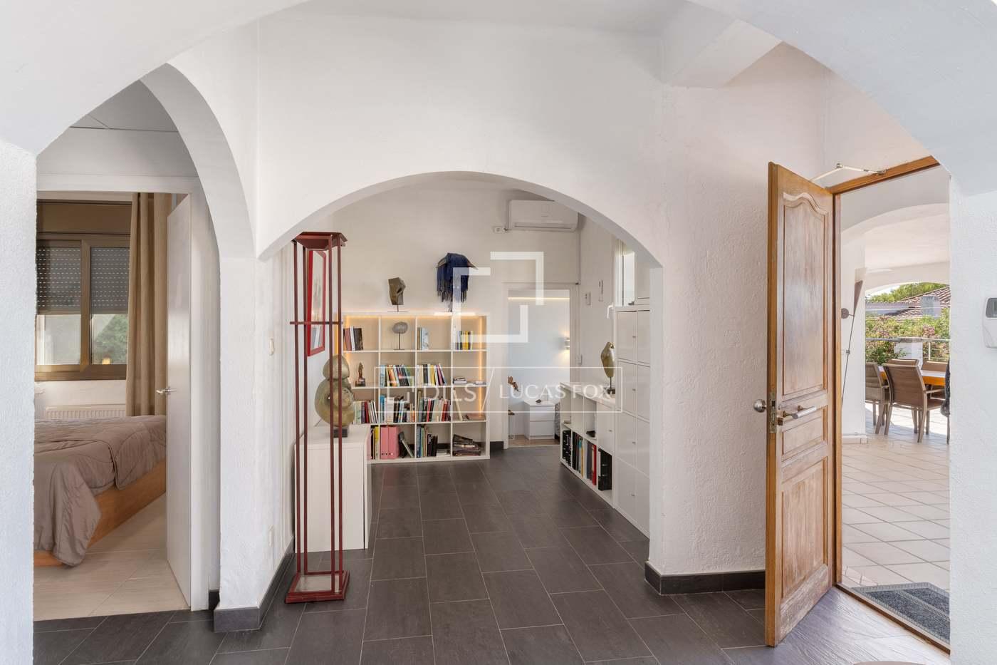 House for Sale in Roses