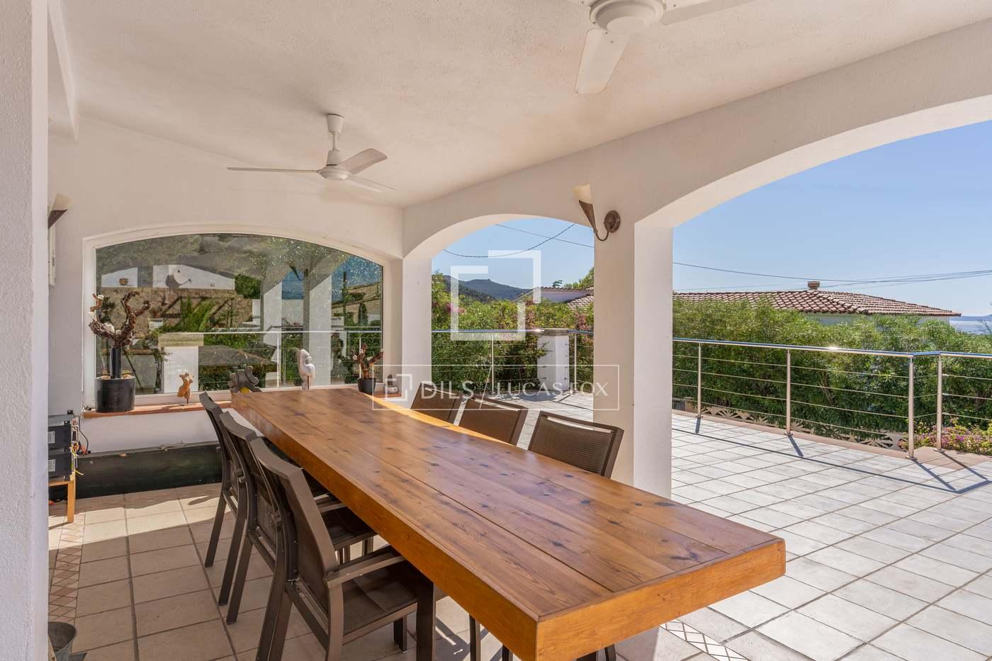 House for Sale in Roses