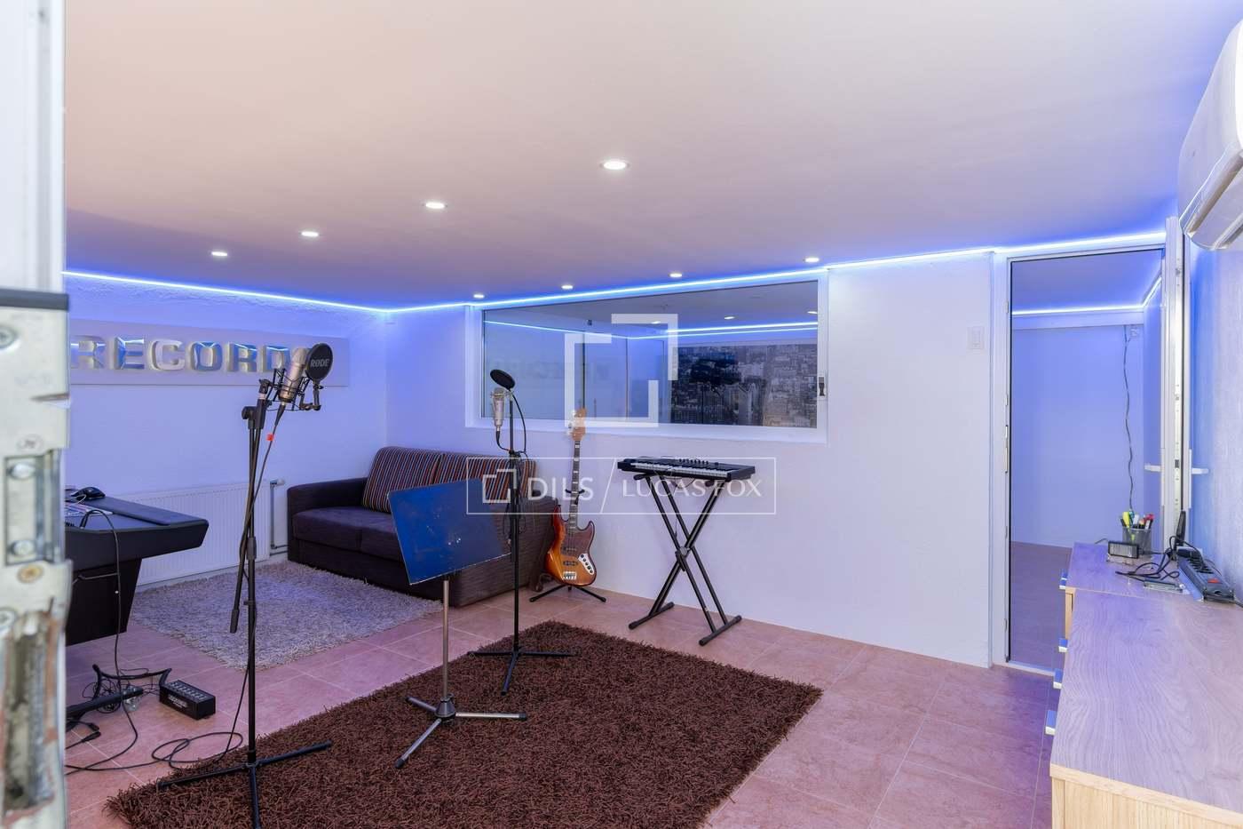 House for Sale in Roses