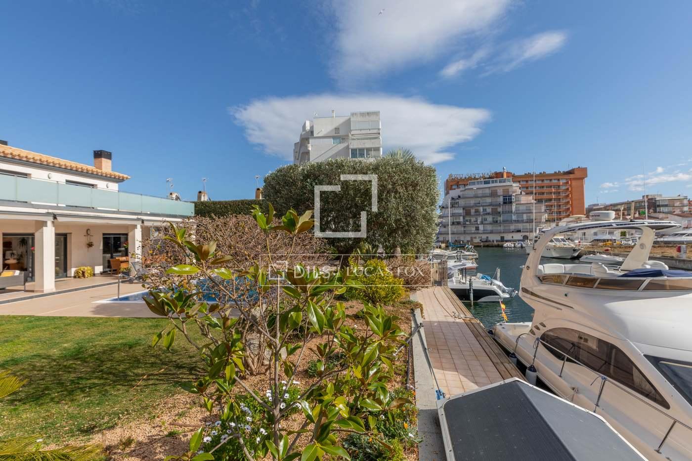 Casa en Venta en Roses