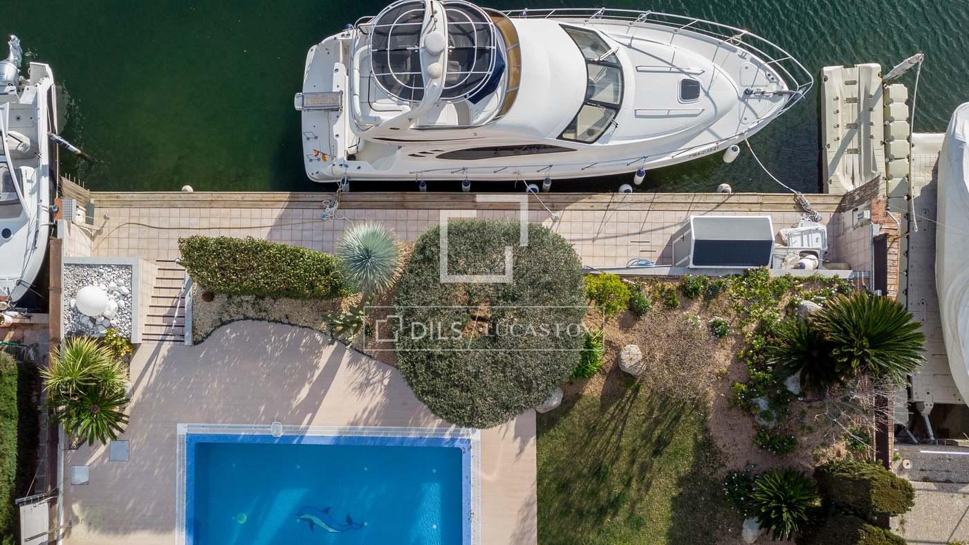 Casa en Venta en Roses