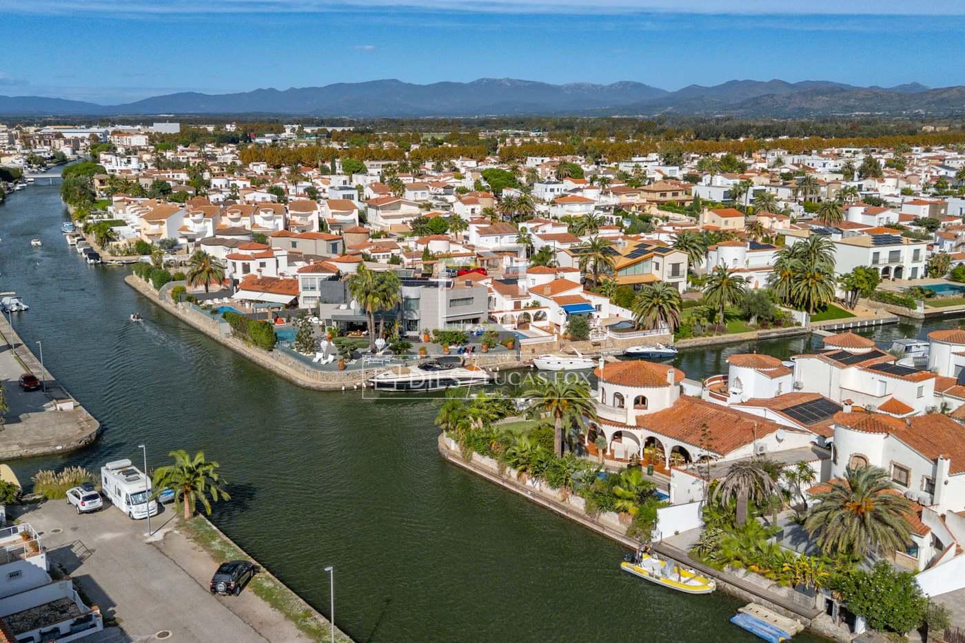 Casa en Venta en Empuriabrava