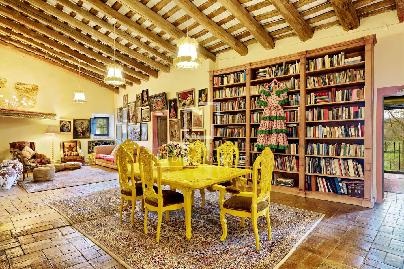 Hotel for Sale in Cornellà del Terri