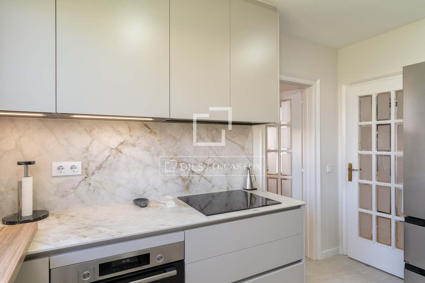 Apartment for Sale in Girona
