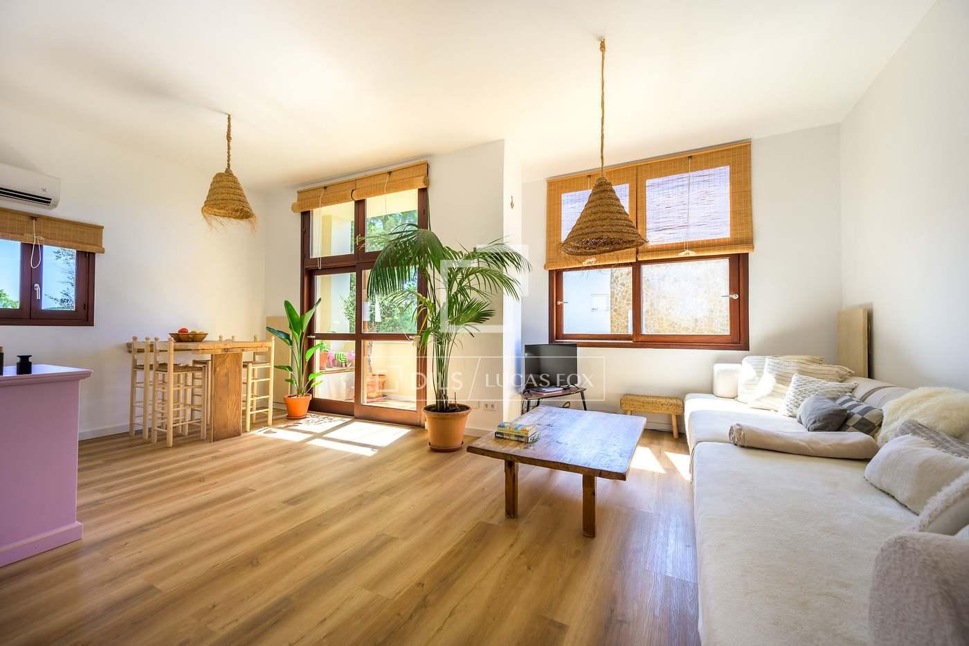 Apartment for Sale in Santa Eulalia del Río