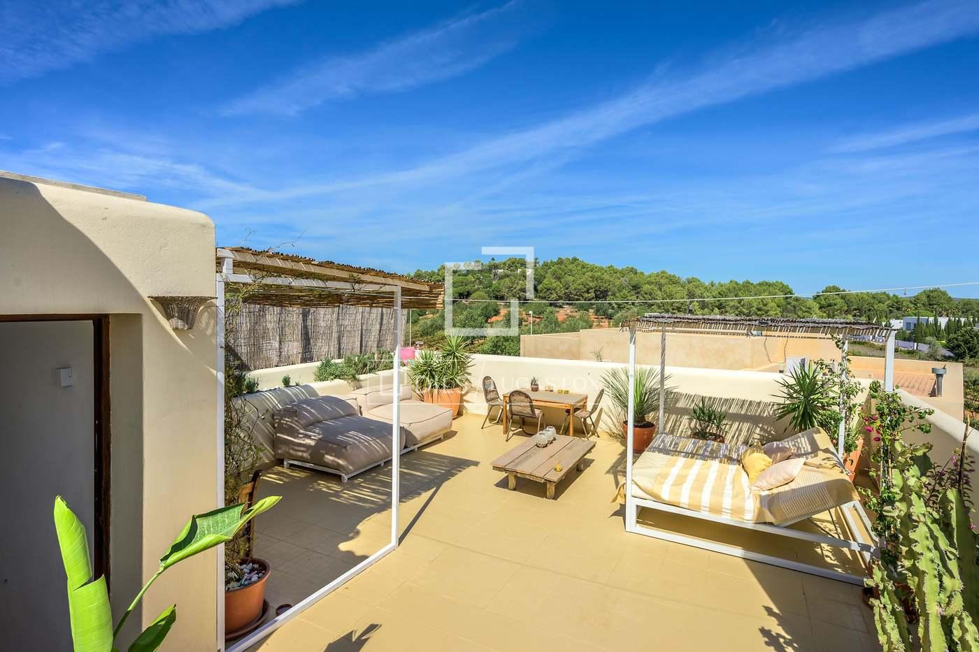 Apartment for Sale in Santa Eulalia del Río