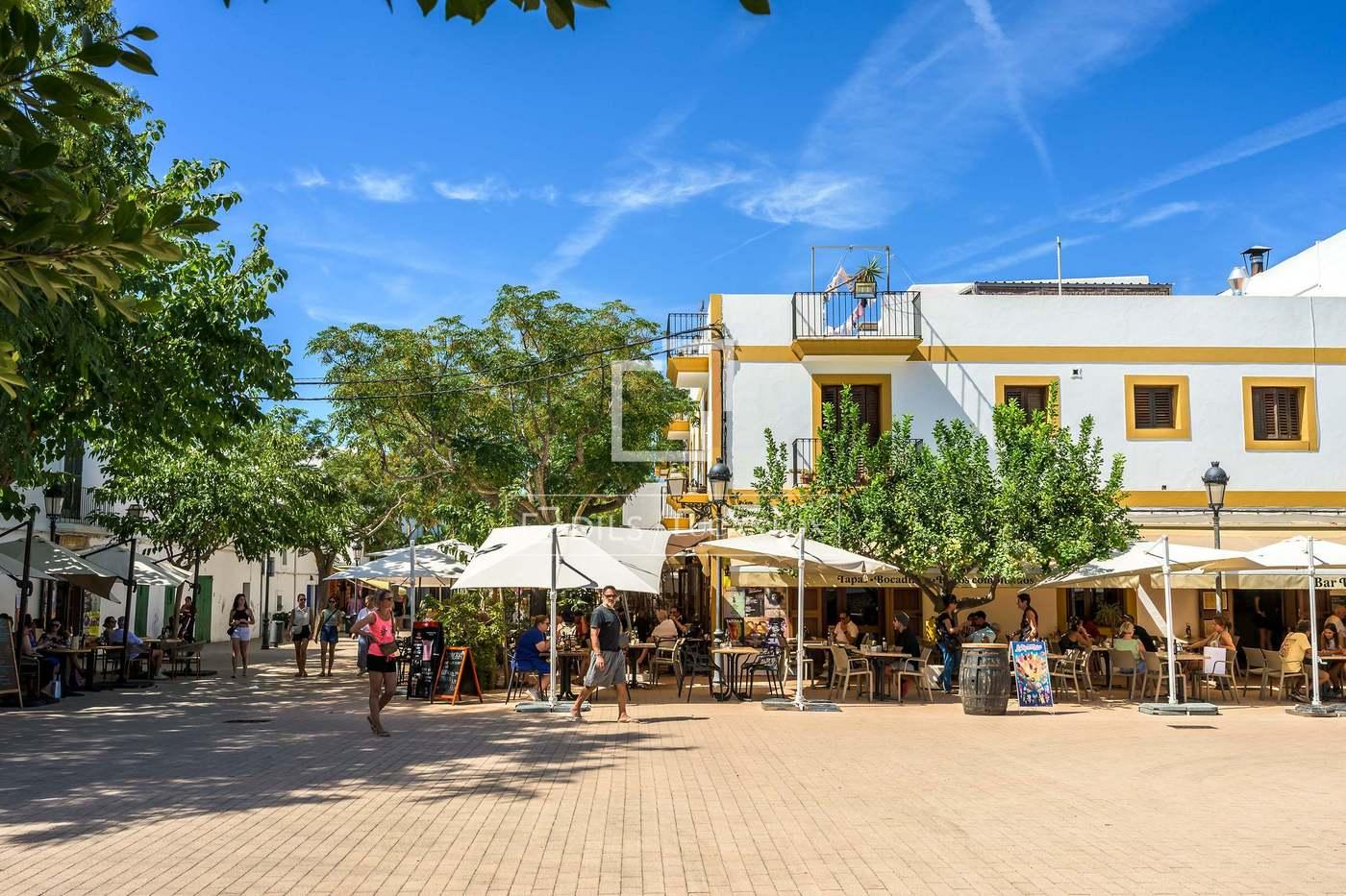 Apartment for Sale in Santa Eulalia del Río