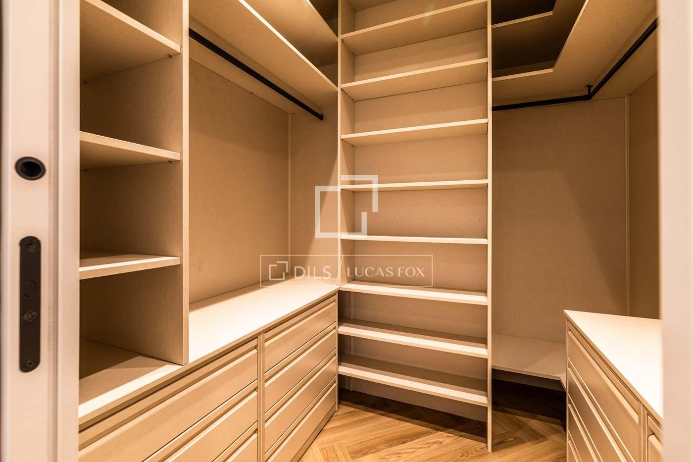Apartment for Sale in Madrid