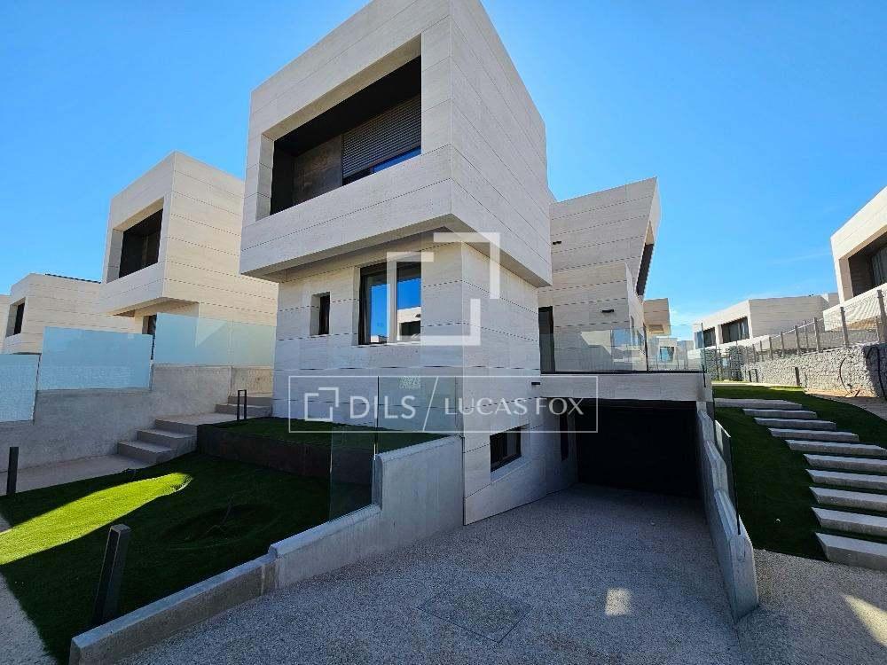 House for Rent in Majadahonda