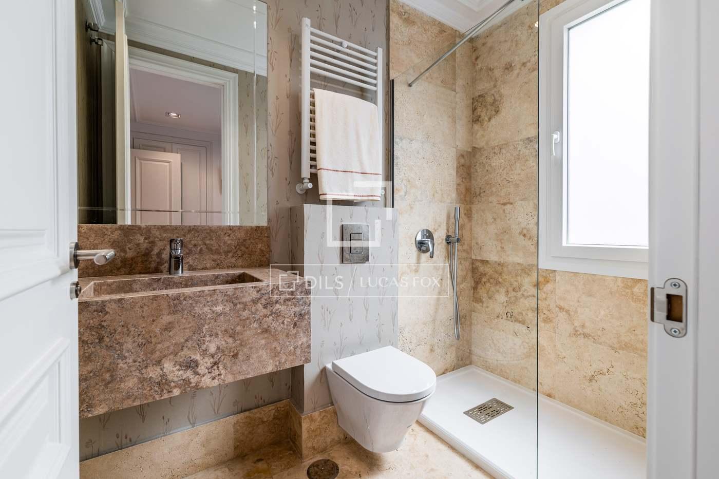 Apartment for Sale in Madrid
