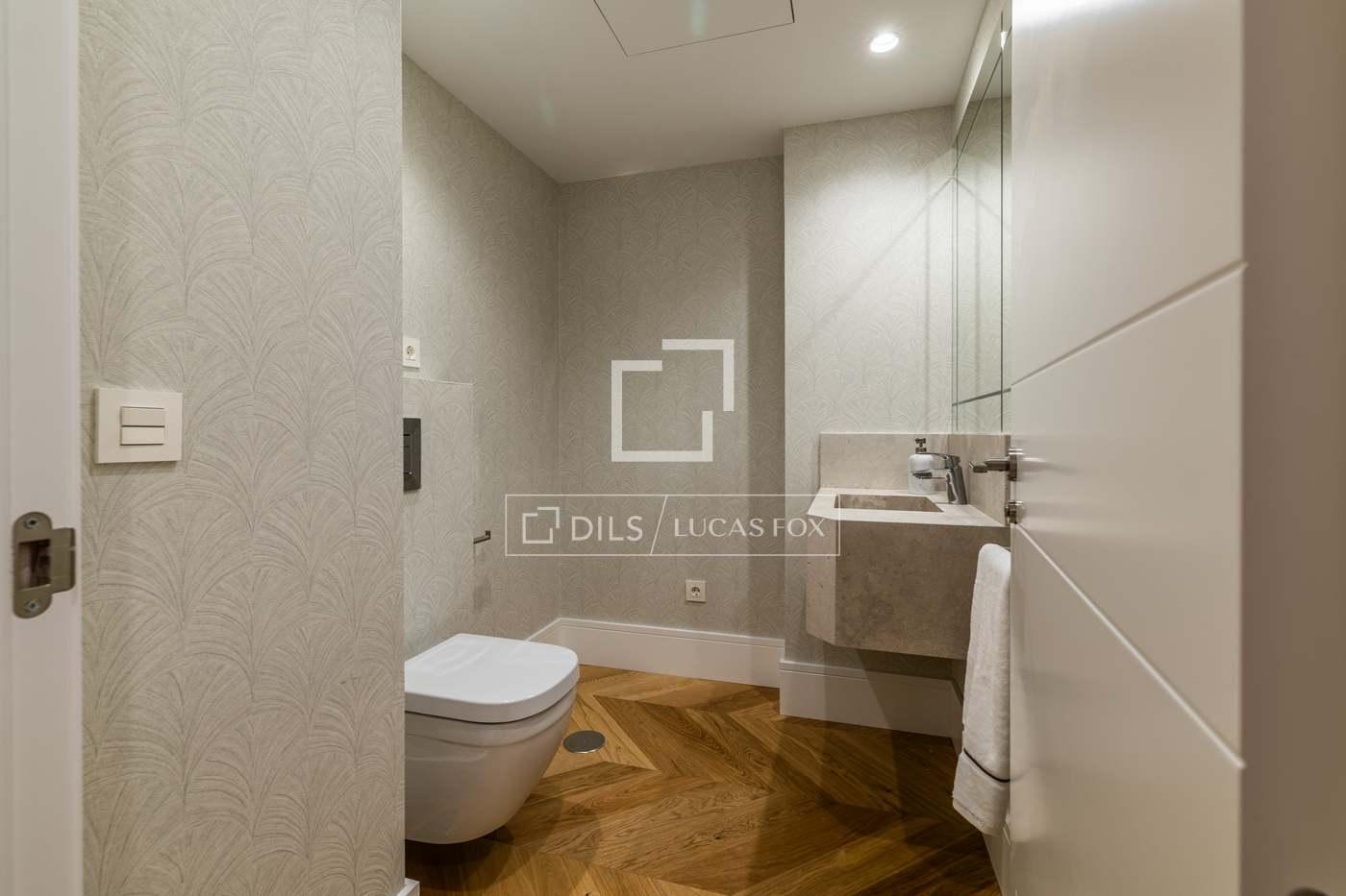 Apartment for Sale in Madrid