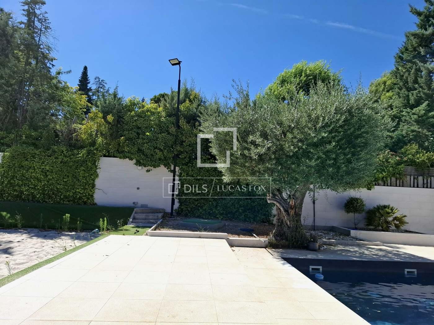 House for Sale in Alcobendas