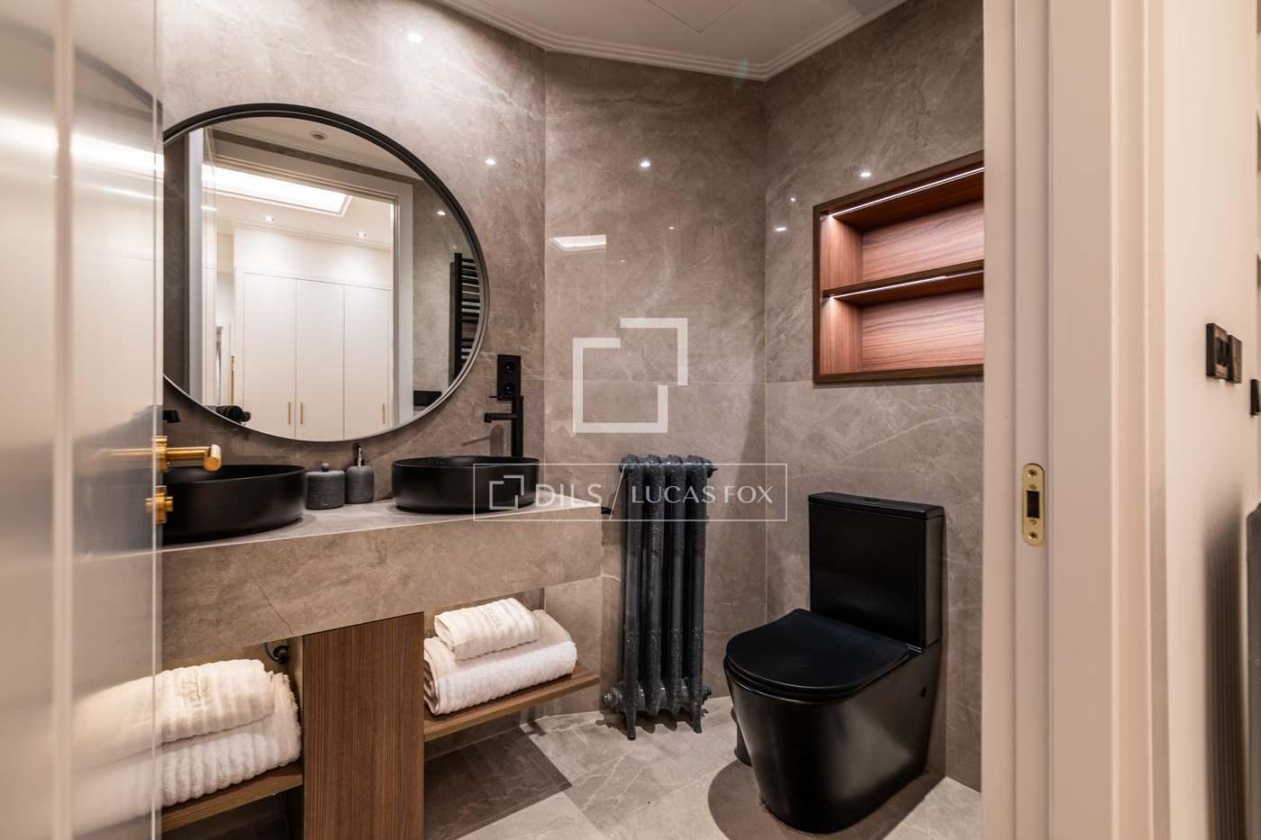 Apartment for Sale in Madrid