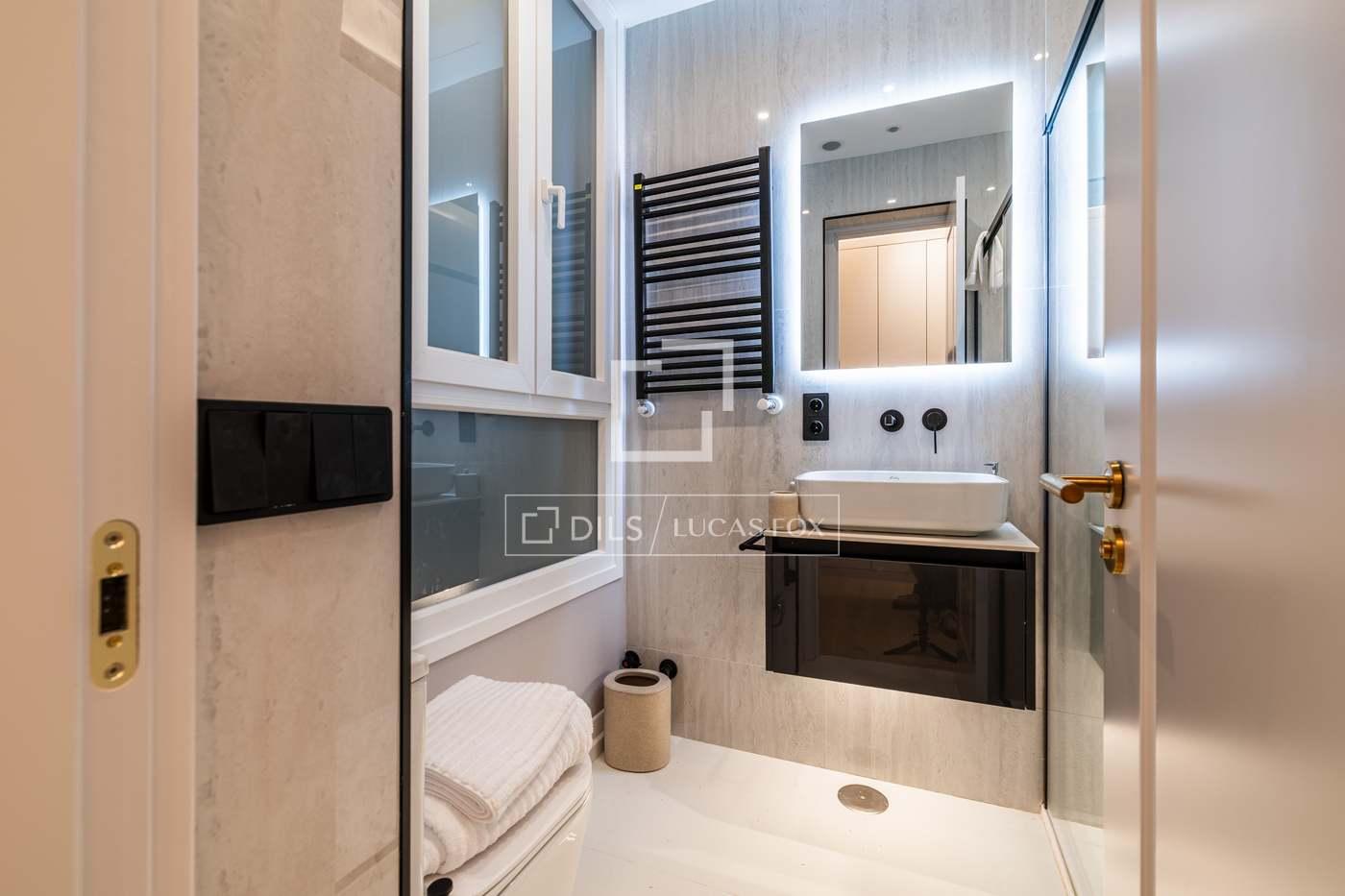 Apartment for Sale in Madrid