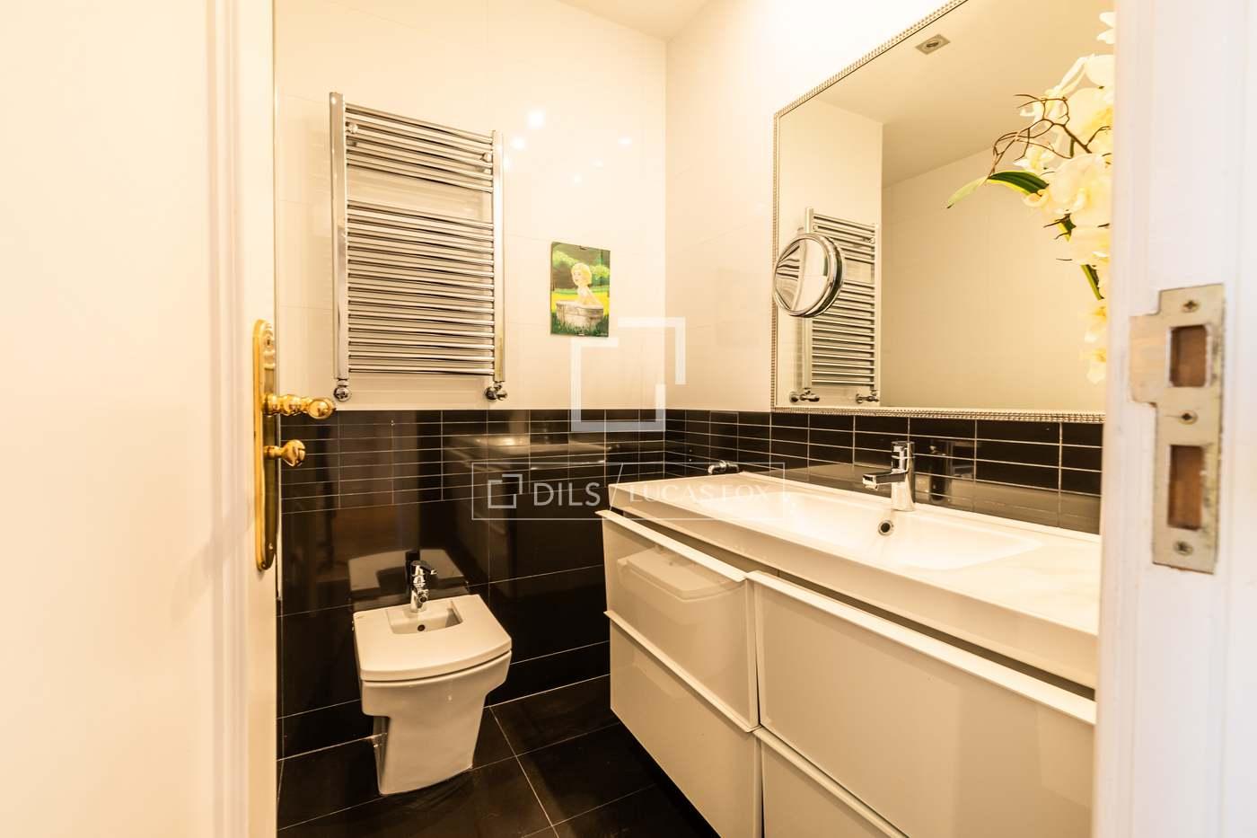 Apartment for Sale in Madrid