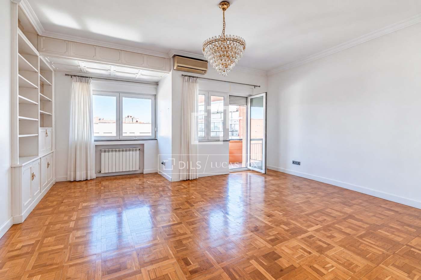 Apartment for Sale in Madrid