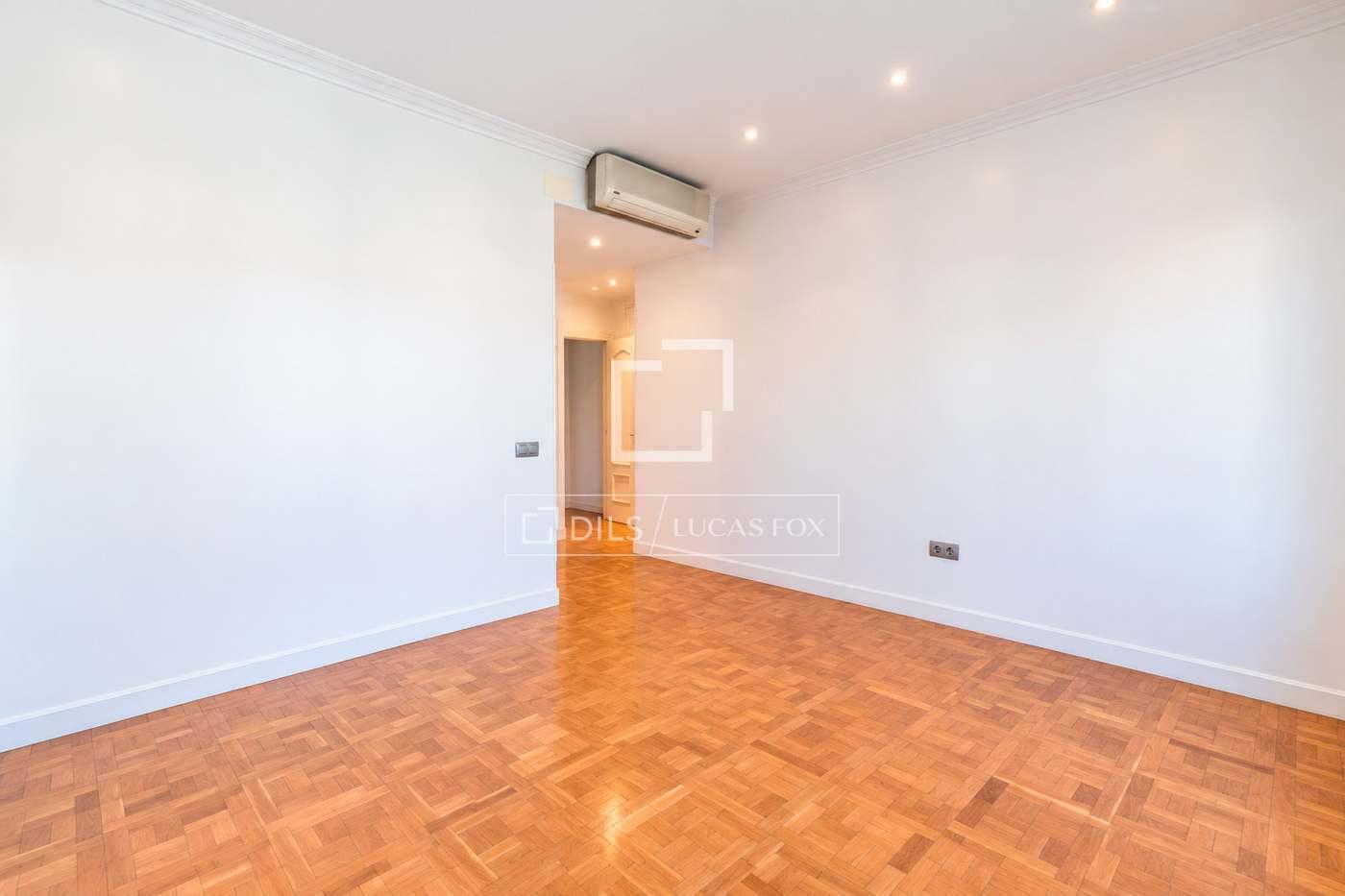 Apartment for Sale in Madrid