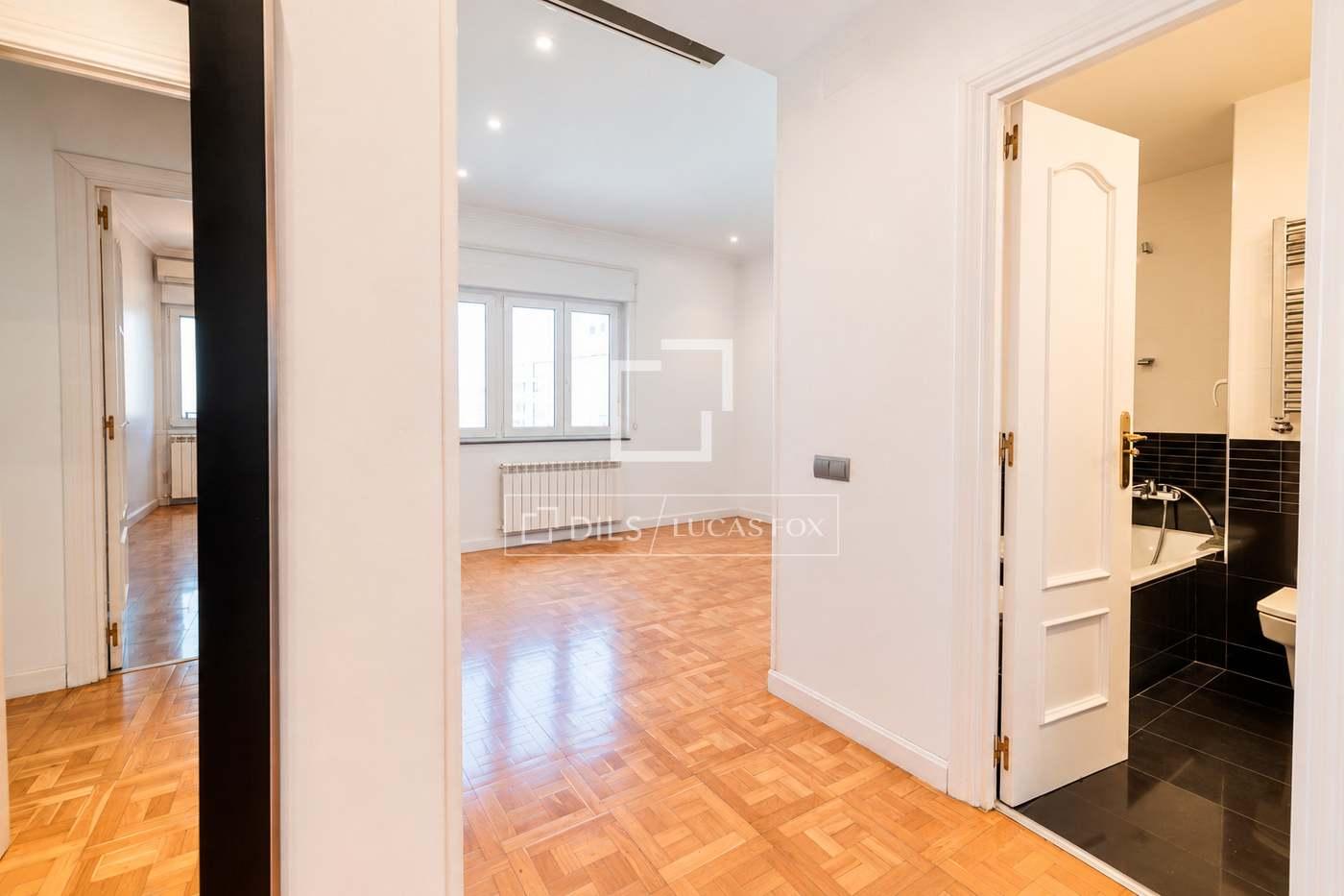 Apartment for Sale in Madrid