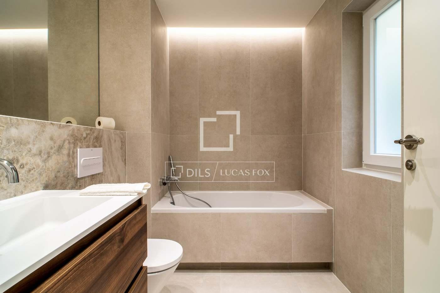 Apartment for Sale in Madrid
