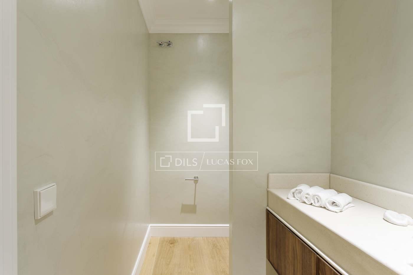 Apartment for Sale in Madrid
