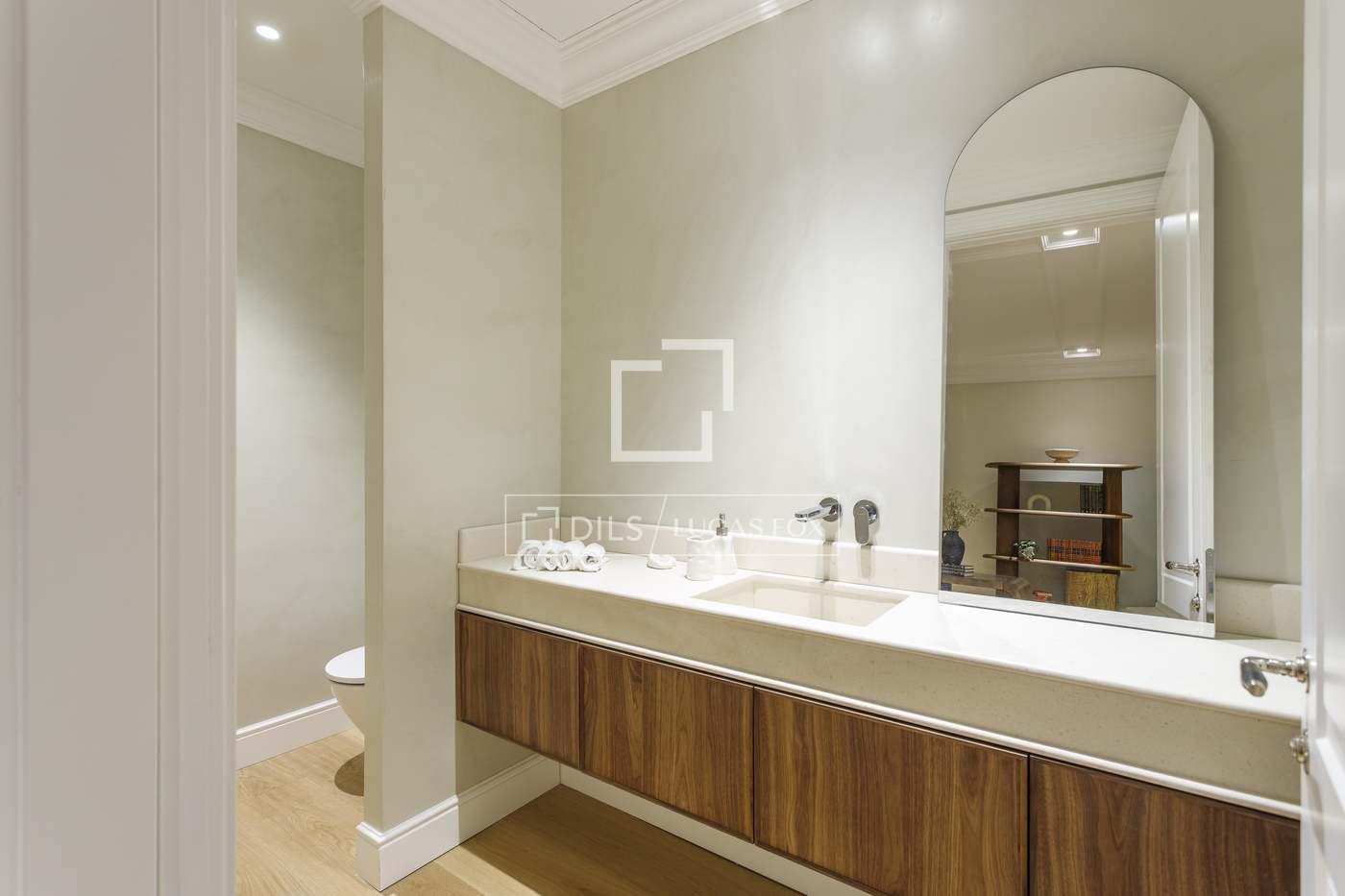 Apartment for Sale in Madrid
