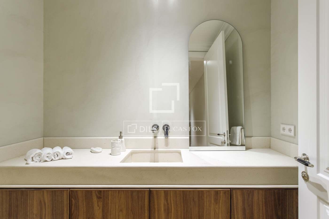 Apartment for Sale in Madrid