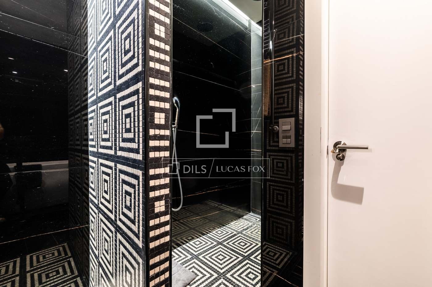 Apartment for Sale in Madrid