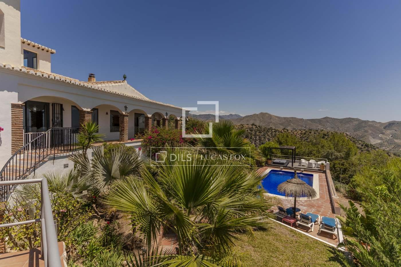 House for Sale in Almuñécar