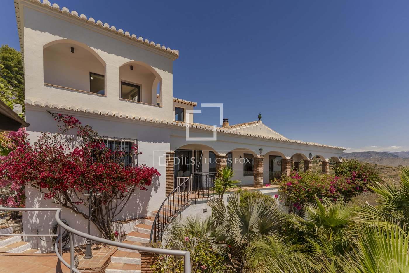 House for Sale in Almuñécar