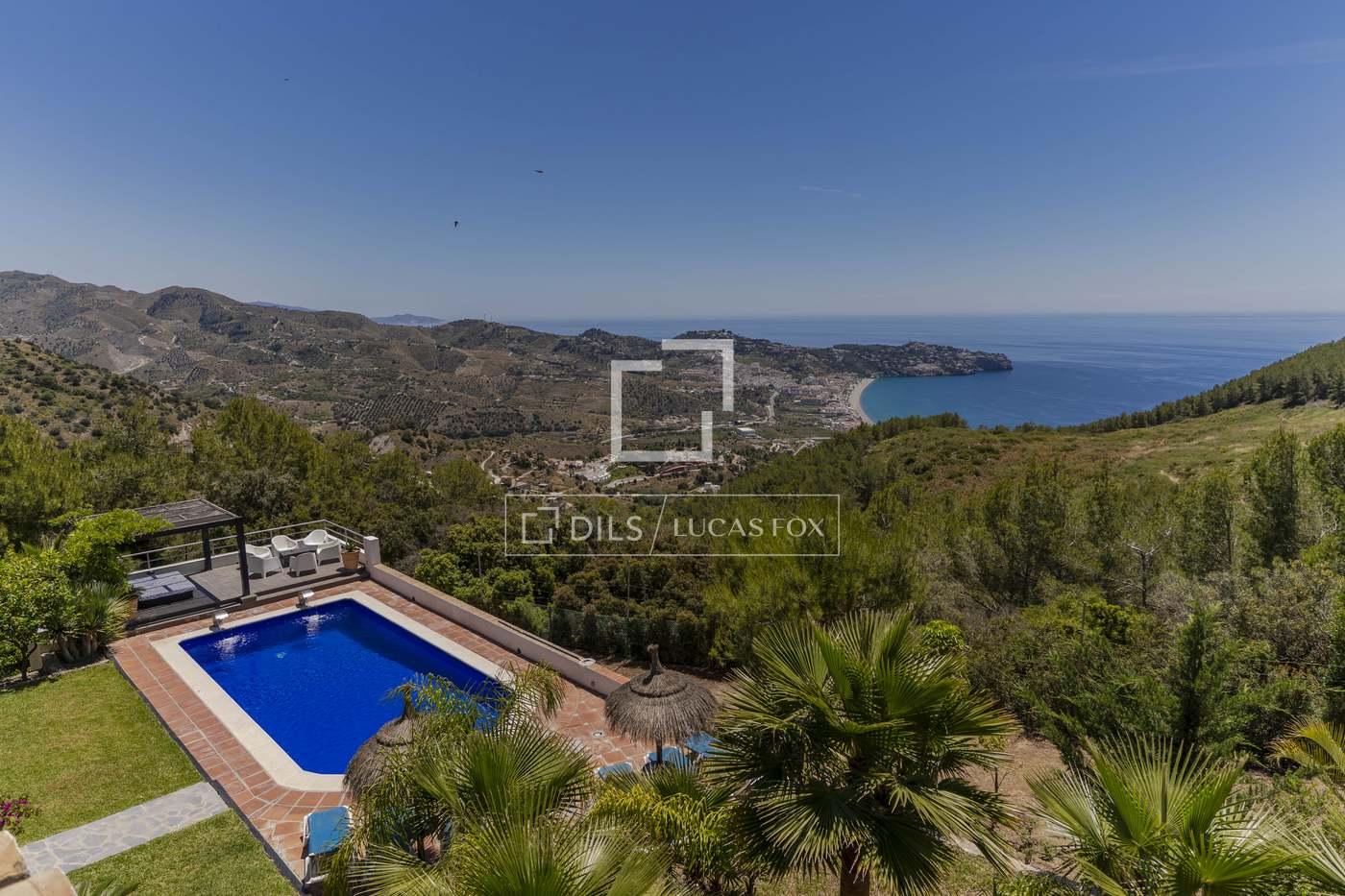 House for Sale in Almuñécar