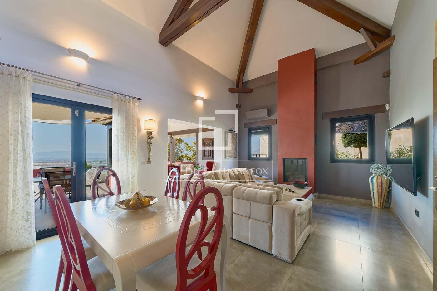 House for Sale in La Zubia