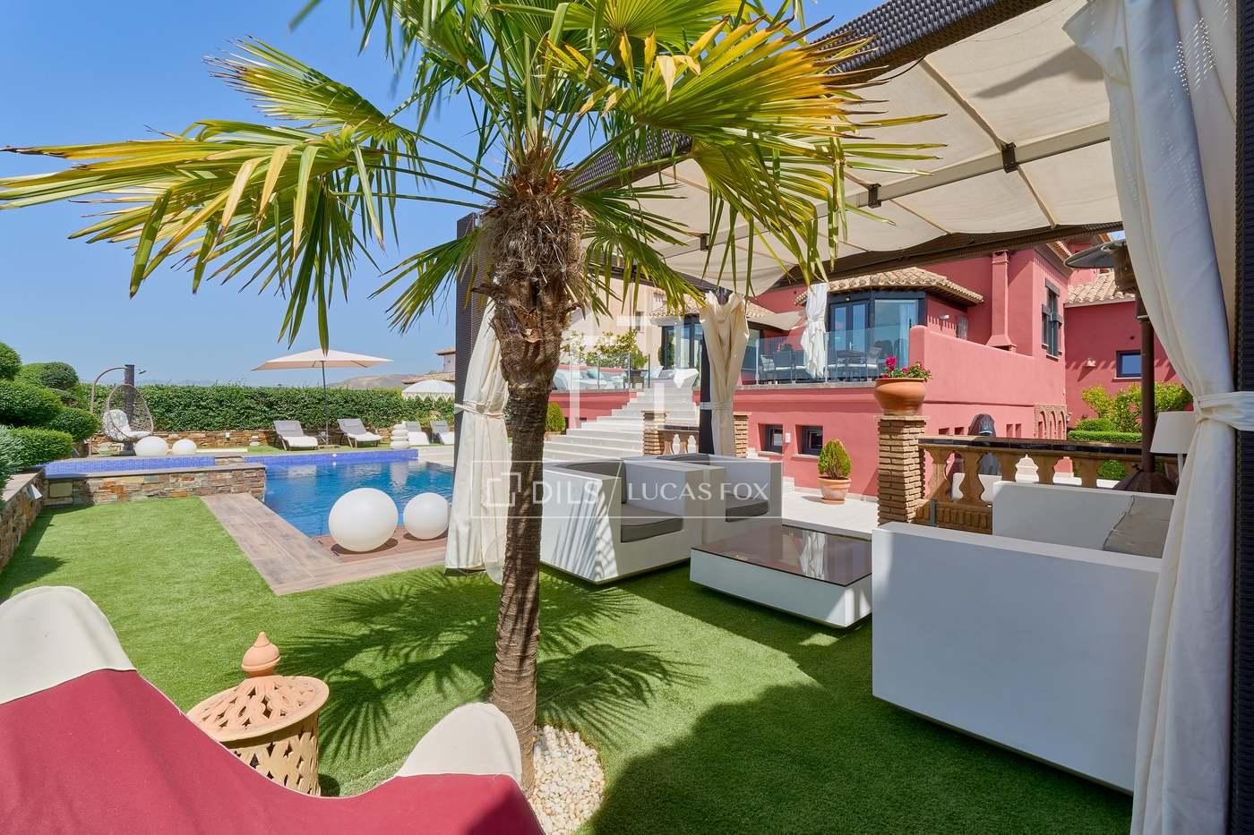 House for Sale in La Zubia