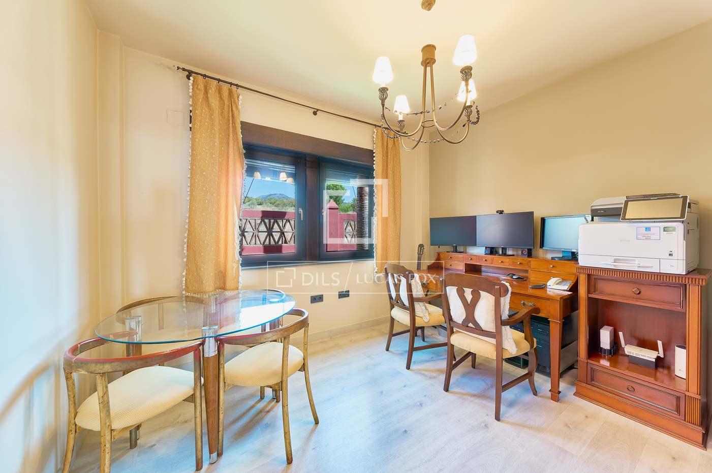 House for Sale in La Zubia