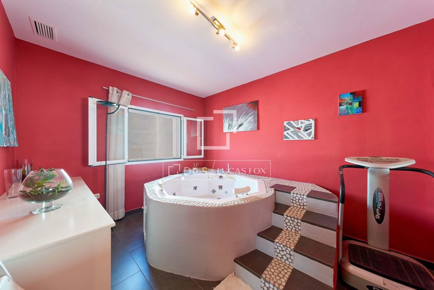 House for Sale in Salobreña