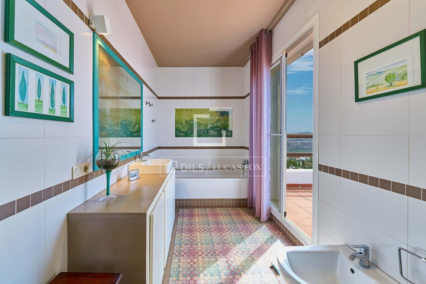 House for Sale in Salobreña