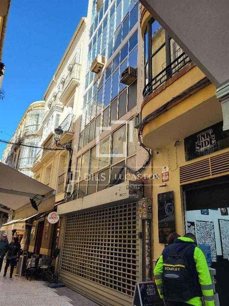 Building for Sale in Málaga