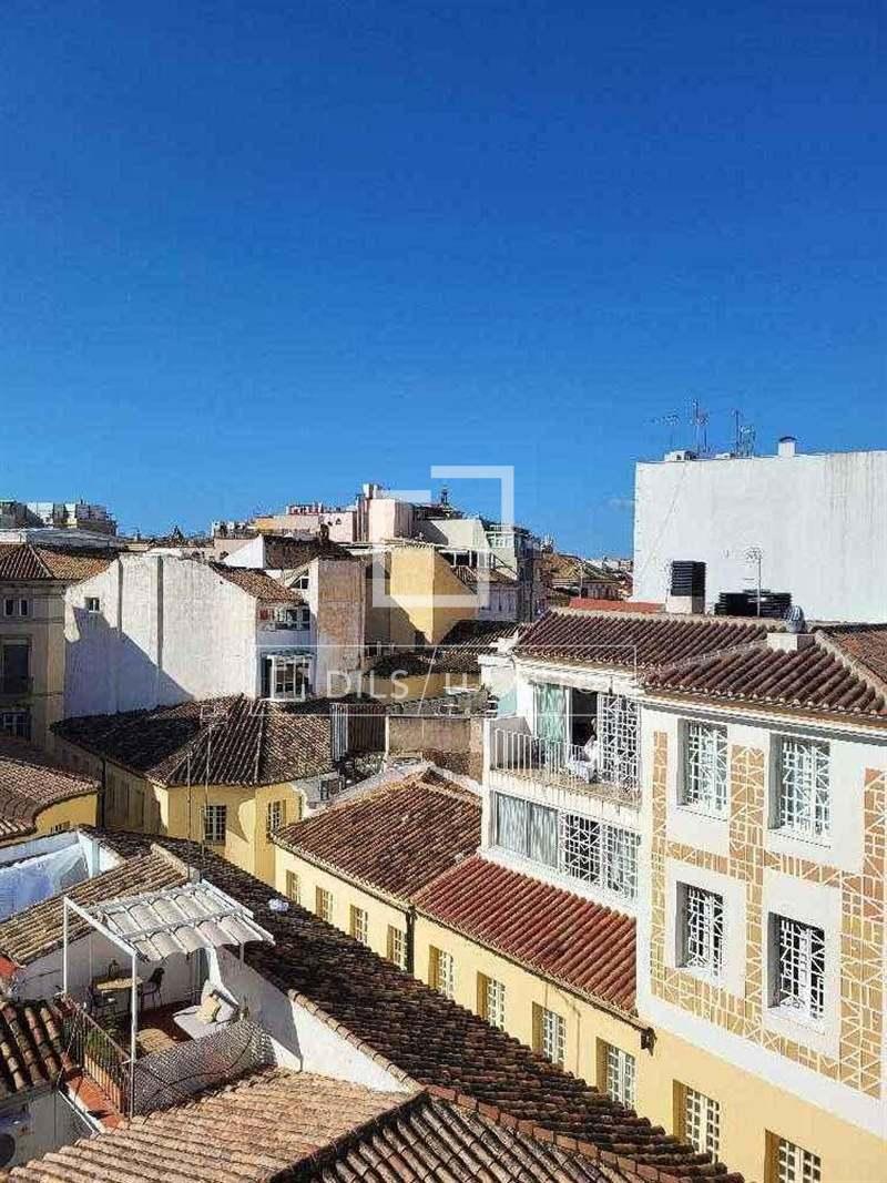 Building for Sale in Málaga