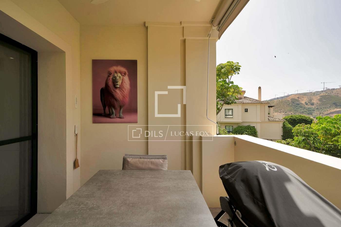 Apartment for Sale in Benahavís