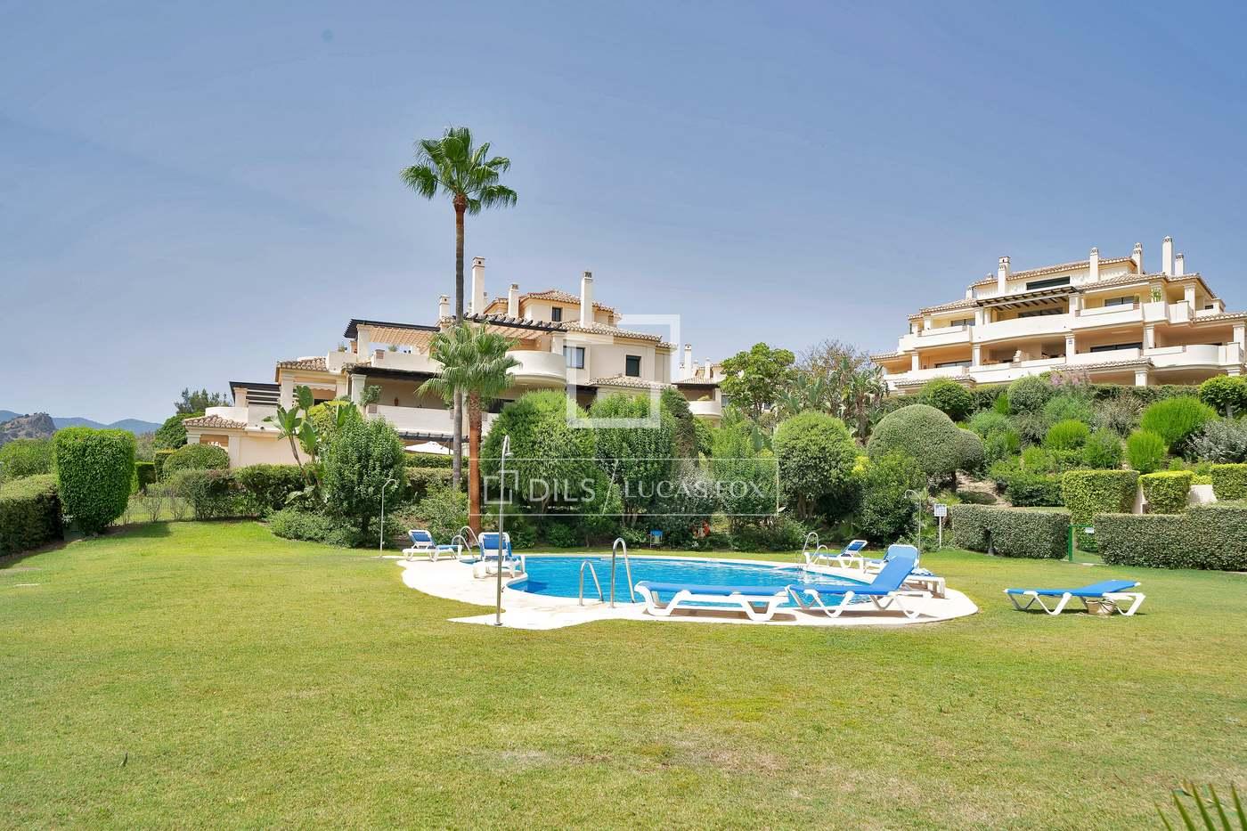 Apartment for Sale in Benahavís