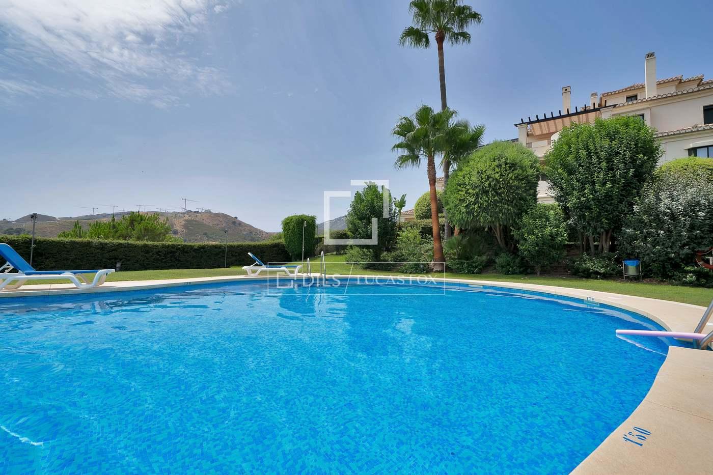 Apartment for Sale in Benahavís