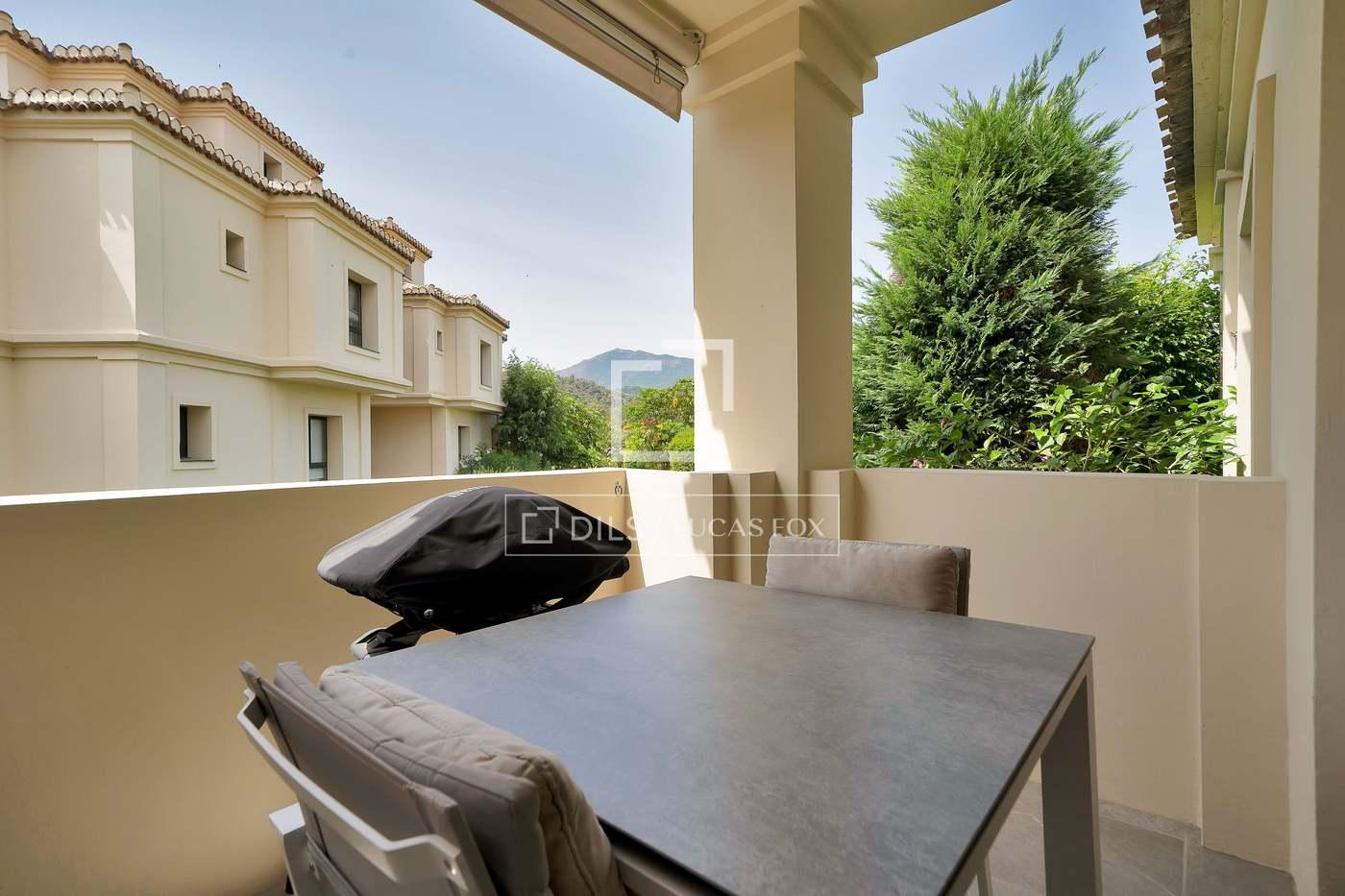 Apartment for Sale in Benahavís