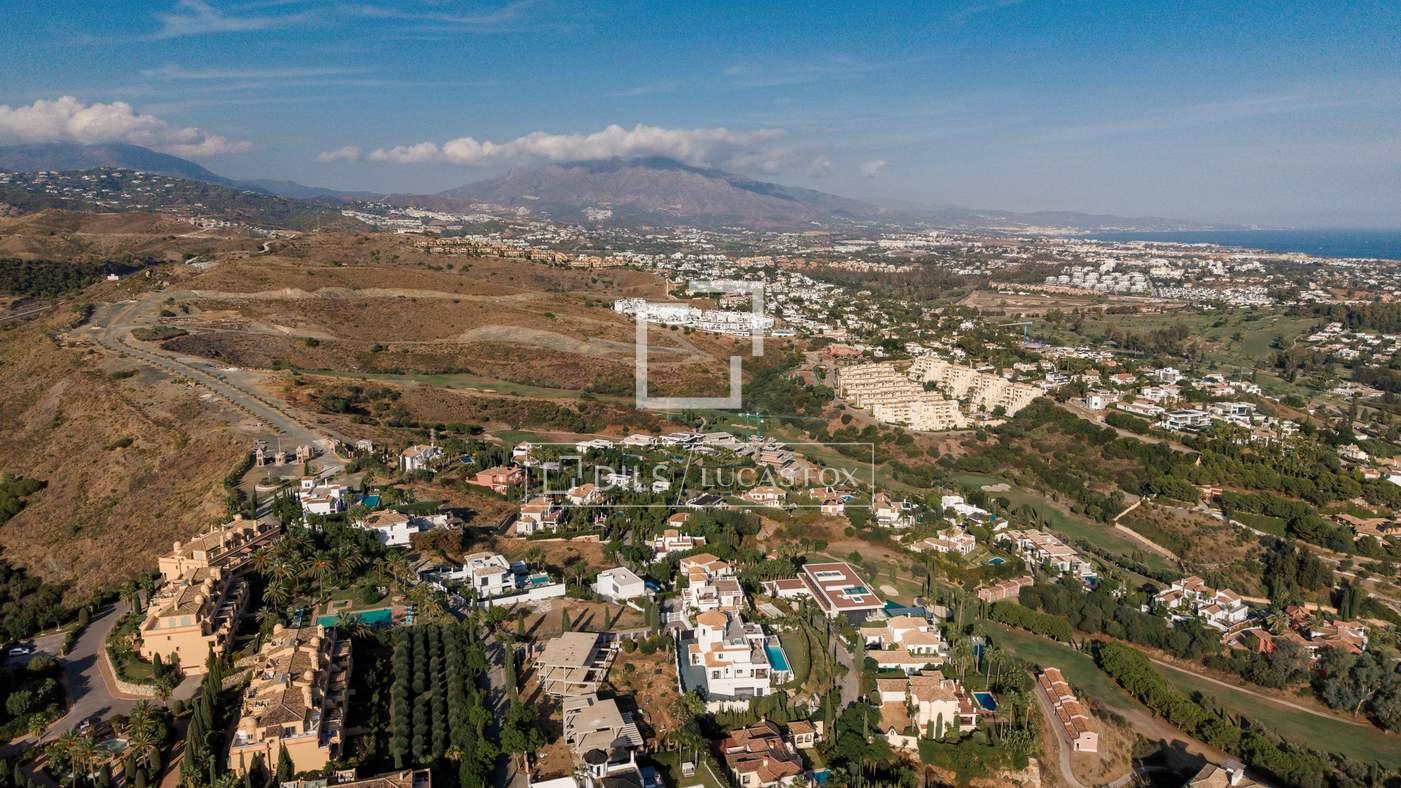 Plot for Sale in Benahavís