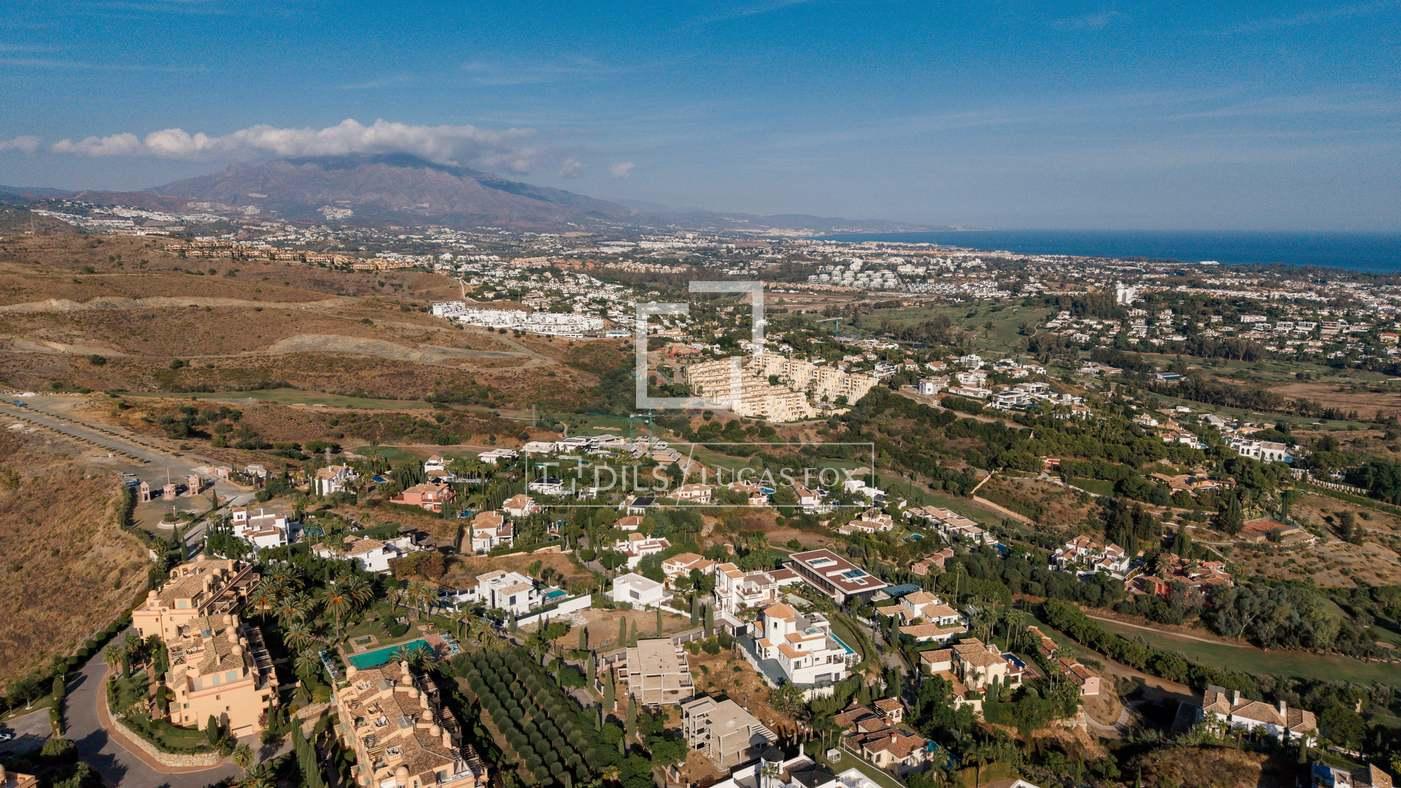 Plot for Sale in Benahavís