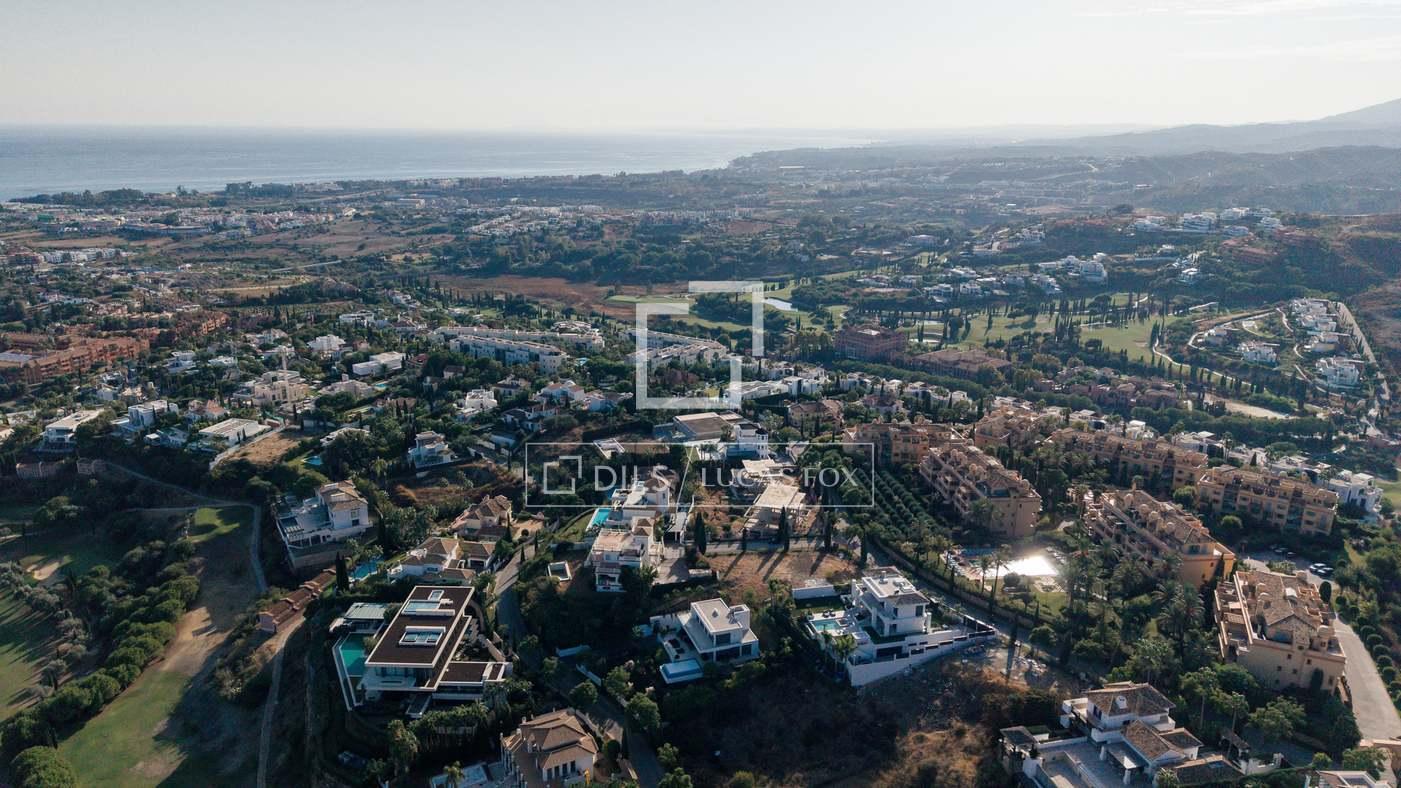 Plot for Sale in Benahavís