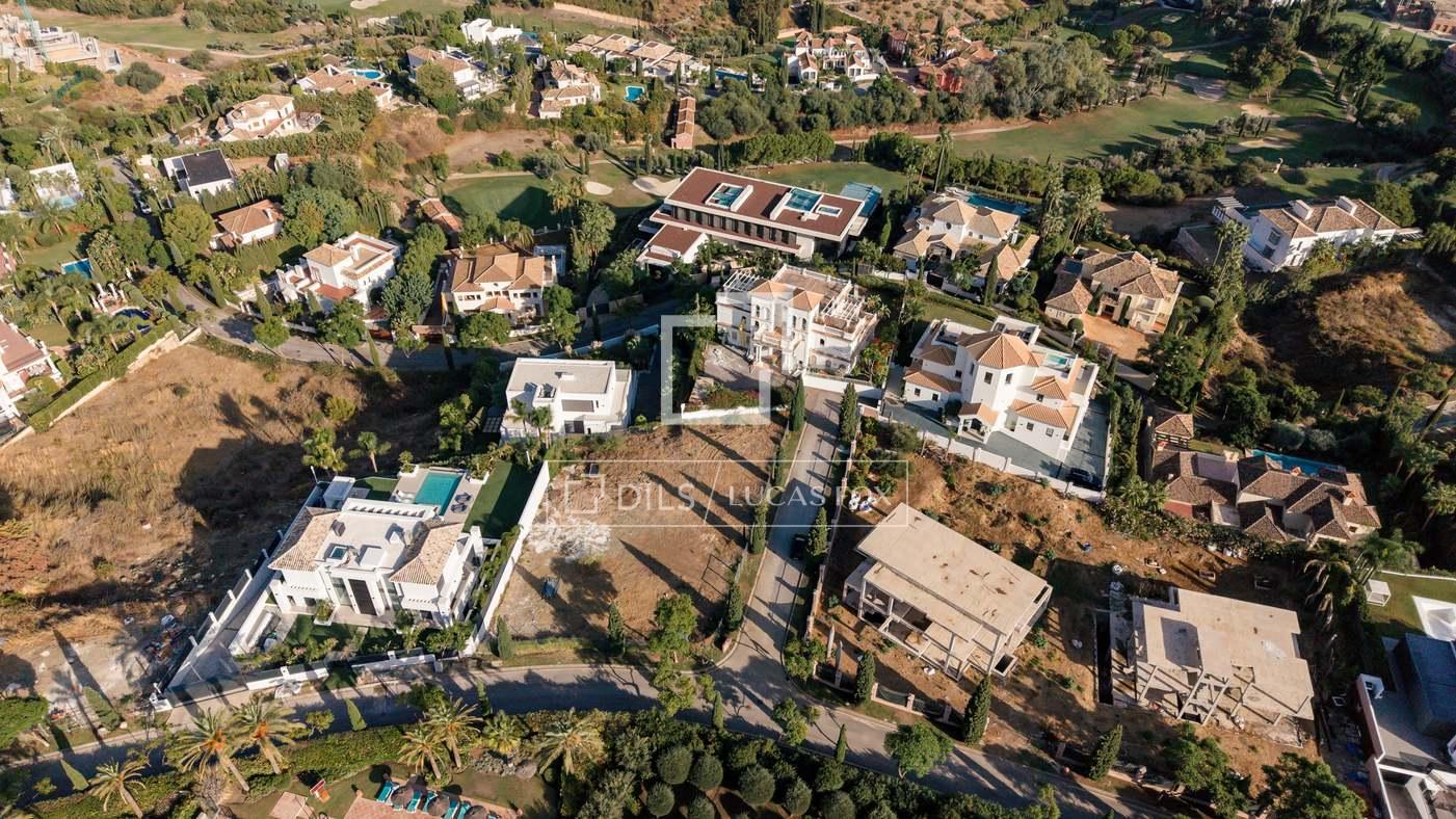 Plot for Sale in Benahavís
